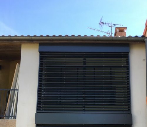 Brises soleil à lames orientables à Dax